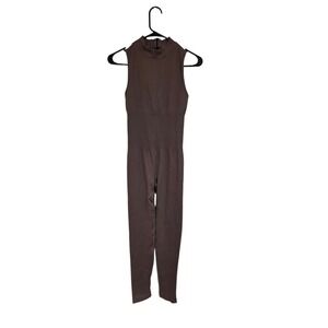 OQQ Women's Seamless Ribbed Jumpsuit - Mock Neck Sleeveless Unitard - Brown Size